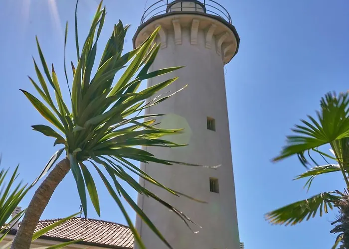 With Shared Pools Διαμέρισμα