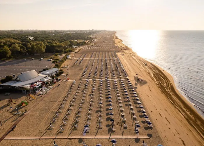 Διαμέρισμα With Shared Pools *