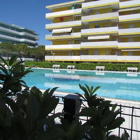 For 7 With Huge Shared Pool Bibione