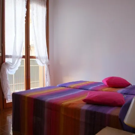 For 7 With Huge Shared Pool Apartment