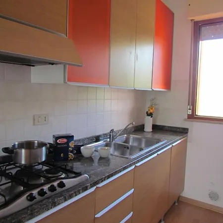 Apartment For 7 With Huge Shared Pool Bibione