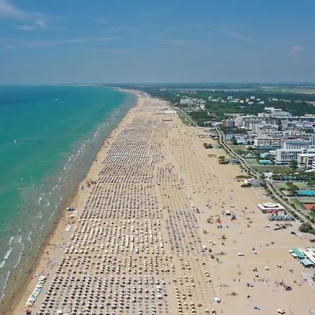 For 7 With Huge Shared Pool Bibione